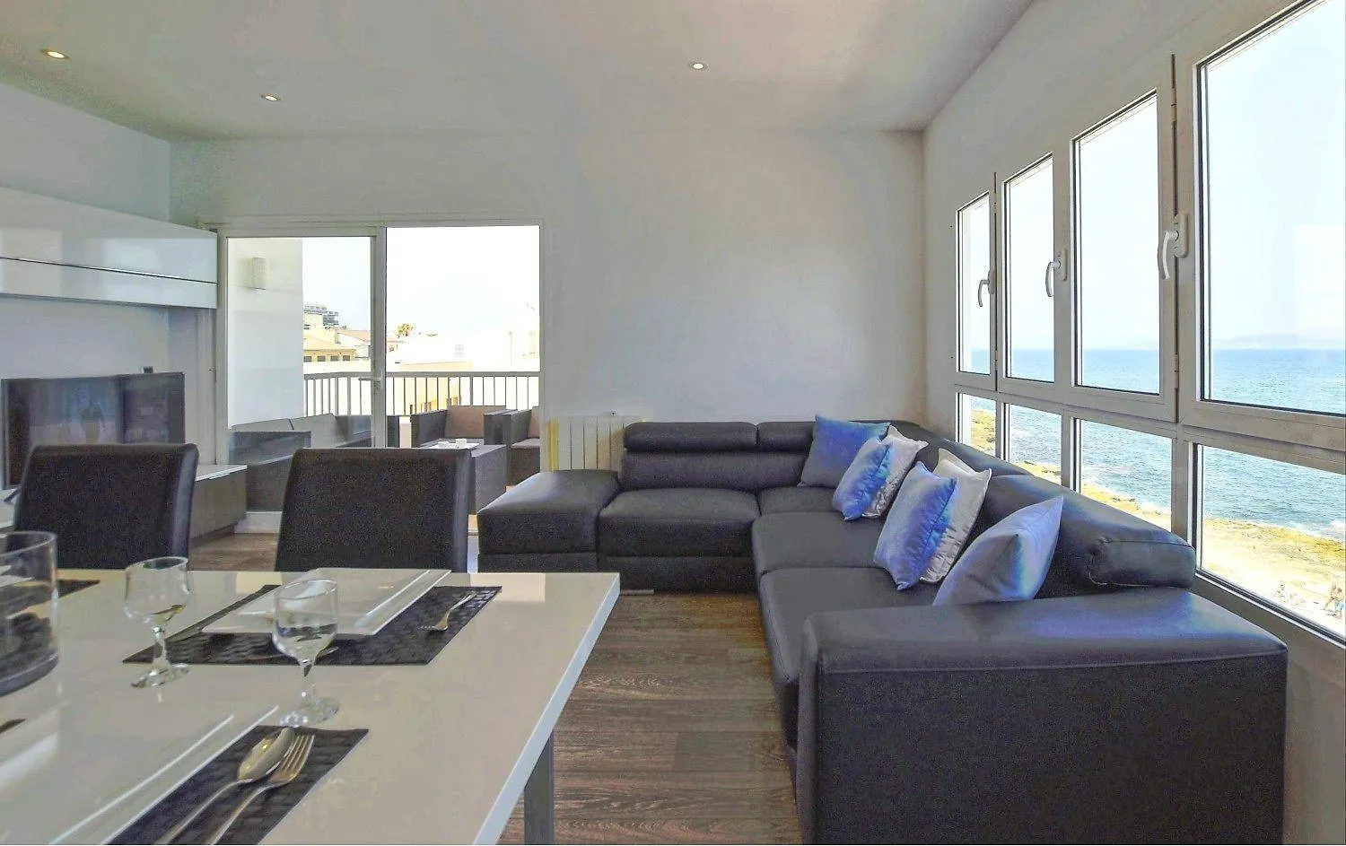 Moderne Wohnung Vor Dem Meer Von Son Baulo Кан Пикафорт