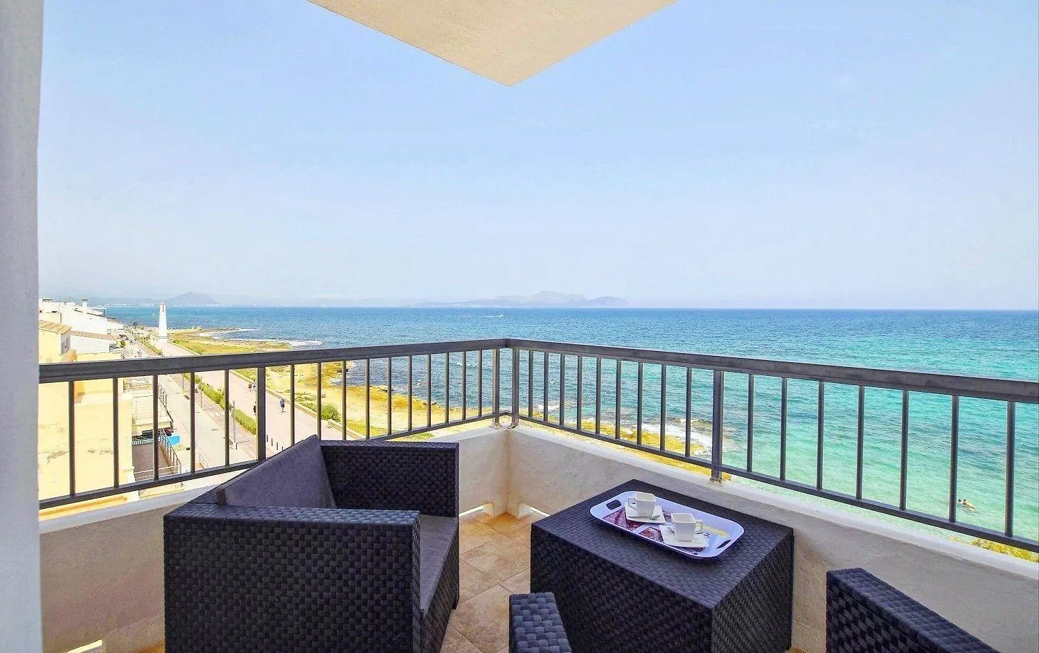 Moderne Wohnung Vor Dem Meer Von Son Baulo Кан Пикафорт